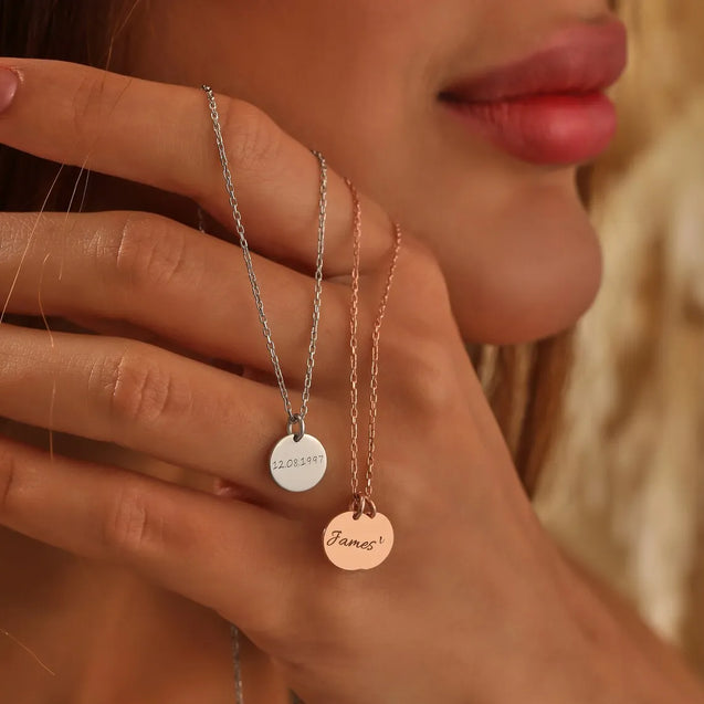 Engraved Family Circle Name Necklace for Mom